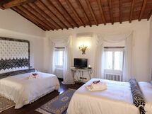 Accommodation:&nbsp;Family Suite