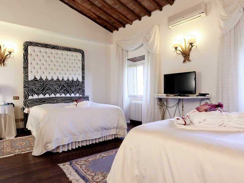 Accommodation:&nbsp;Family Suite