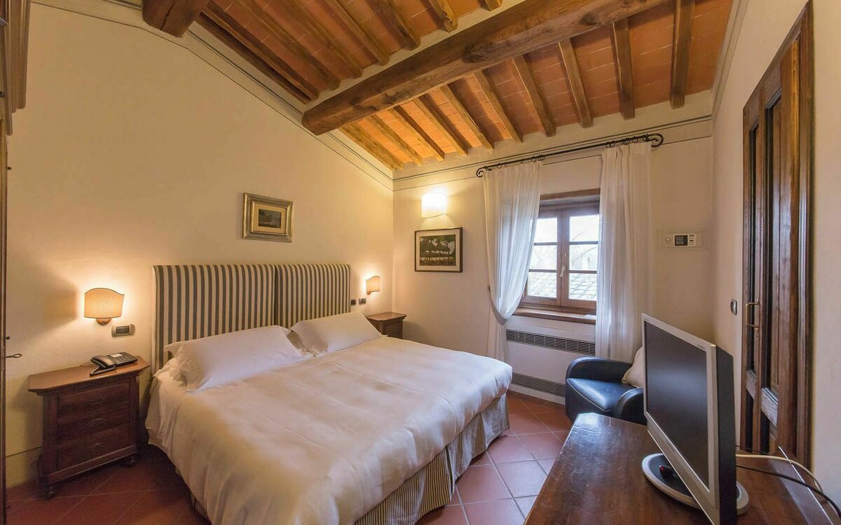 Accommodation:&nbsp;Camera 8