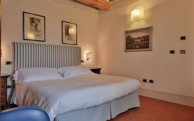 Accommodation:&nbsp;Camera 6
