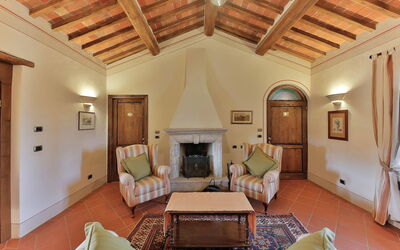 Accommodation:&nbsp;Camera 6