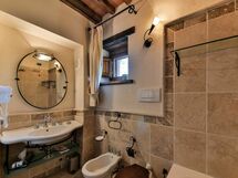 Accommodation:&nbsp;Camera 4