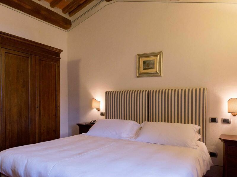 Accommodation:&nbsp;Camera 8