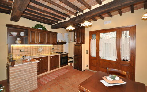 Casa Stefy: Property, Building, Room, Furniture, Interior Design, Ceiling, House, Real Estate, Home, Hardwood