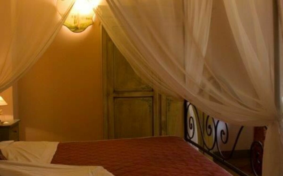 Accommodation:&nbsp;Cornia 10