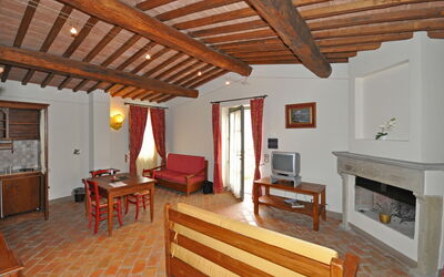 Accommodation:&nbsp;Cornia 1