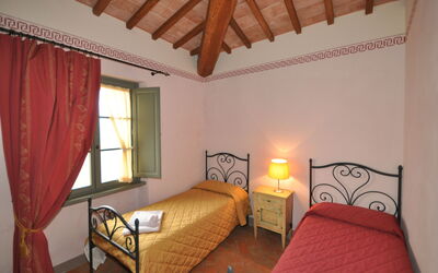 Accommodation:&nbsp;Cornia 1