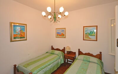 Accommodation:&nbsp;Gloriana 5