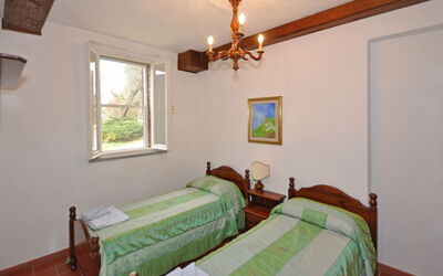 Accommodation:&nbsp;Gloriana 6