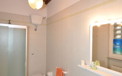 Accommodation:&nbsp;Gloriana 4