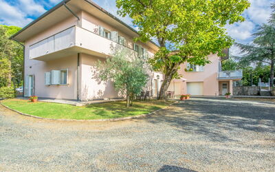 Accommodation:&nbsp;Barbara 250.2
