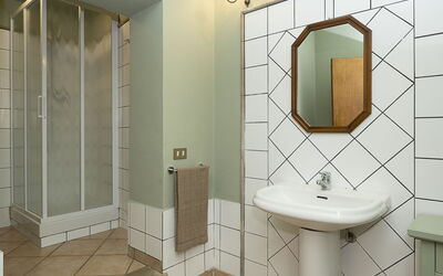 Accommodation:&nbsp;Barbara 250.2