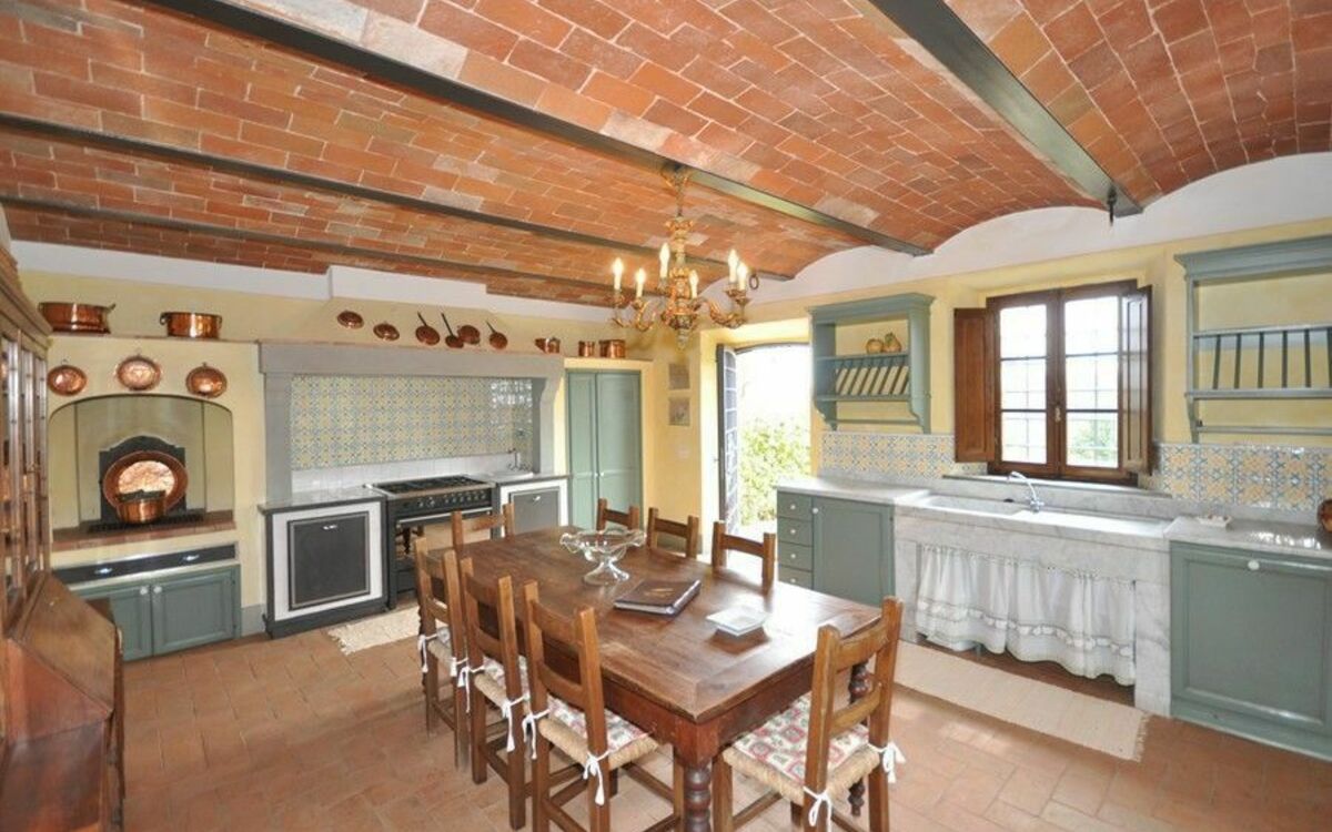 Accommodation:&nbsp;Pansè