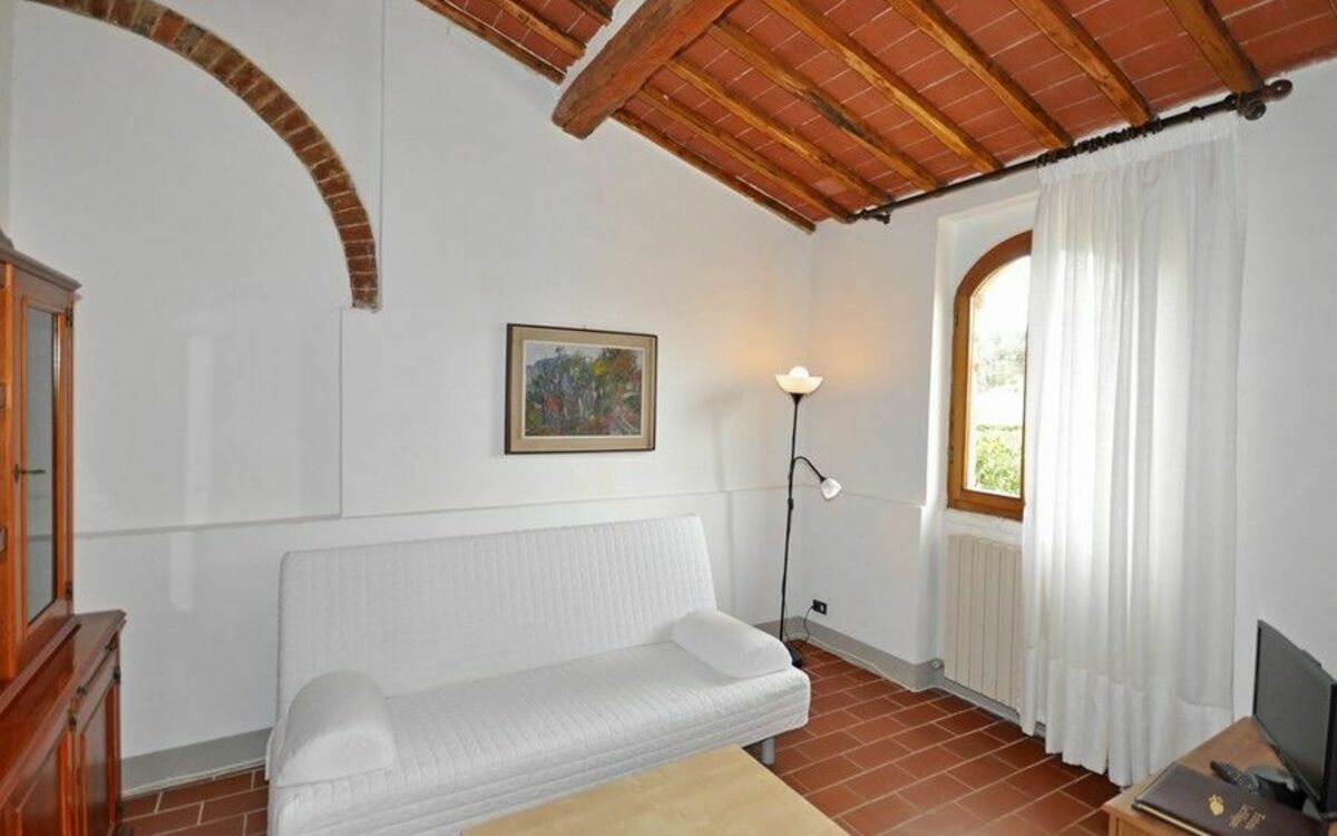 Accommodation:&nbsp;Ninfee