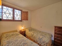 Accommodation:&nbsp;Girasole