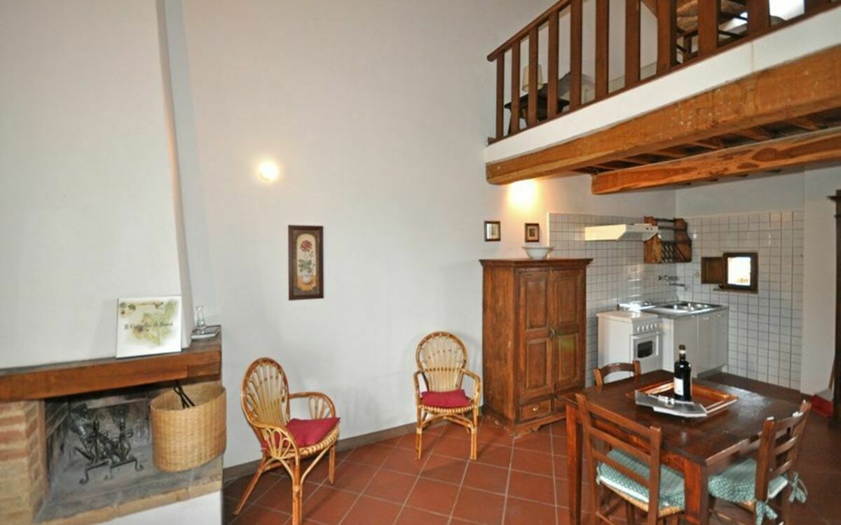 Accommodation:&nbsp;Viola