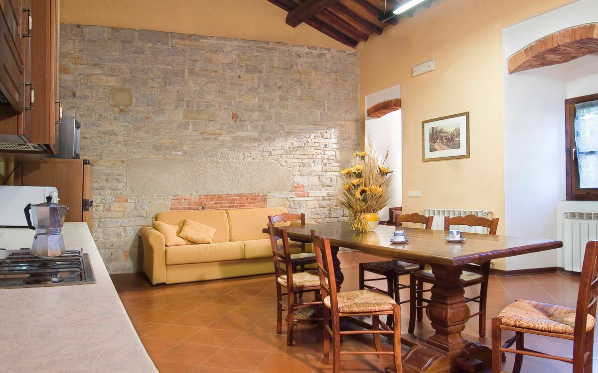 Accommodation:&nbsp;Miniato 01