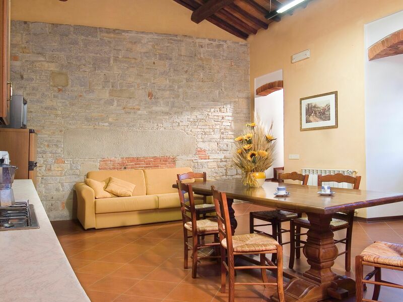 Accommodation:&nbsp;Miniato 01