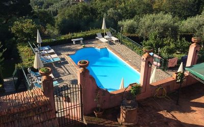 Le Donne Di Bargecchia: Swimming Pool, Property, Leisure, Roof