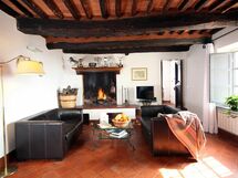 Accommodation:&nbsp;Villa Lorien