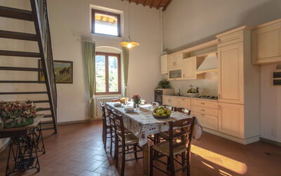Accommodation:&nbsp;Aurora 810.2