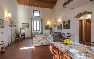 Accommodation:&nbsp;Aurora 810.2