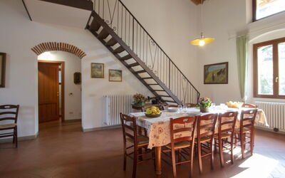 Accommodation:&nbsp;Aurora 810.2