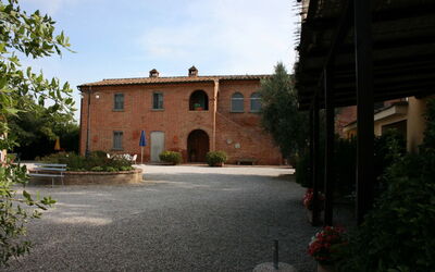 Accommodation:&nbsp;Gli Stipiti