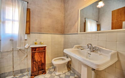 Accommodation:&nbsp;Castellana