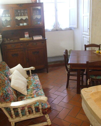 Appartamento Le Volte: Room, Property, Furniture, Floor, Living Room, House, Interior Design, Table, Building, Hardwood