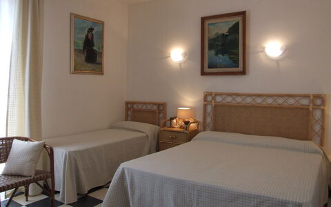 Marina Di Castagneto: Bedroom, Room, Bed, Furniture, Property, Bed Frame, Bed Sheet, Floor, Wall, Building