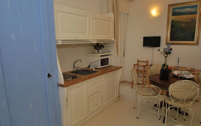 Accommodation:&nbsp;Murex