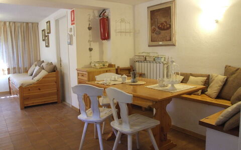 Villa Pineta: Room, Furniture, Property, Interior Design, Building, Table, Dining Room, Floor, House, Living Room